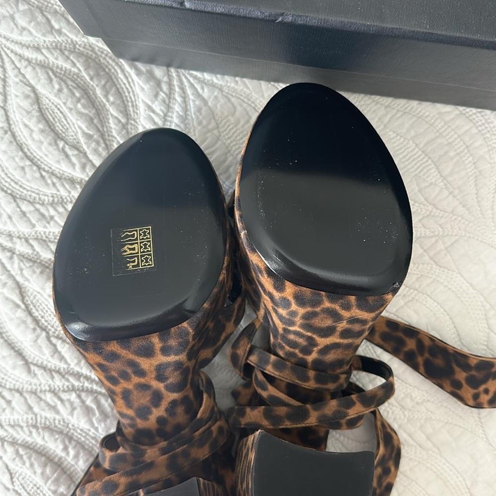 SAINT LAURENT Bianca Leopard Platform Sandals with Knot Front - Picture 5 of 6